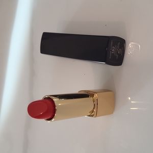Chanel lipstick #182 Vibrante